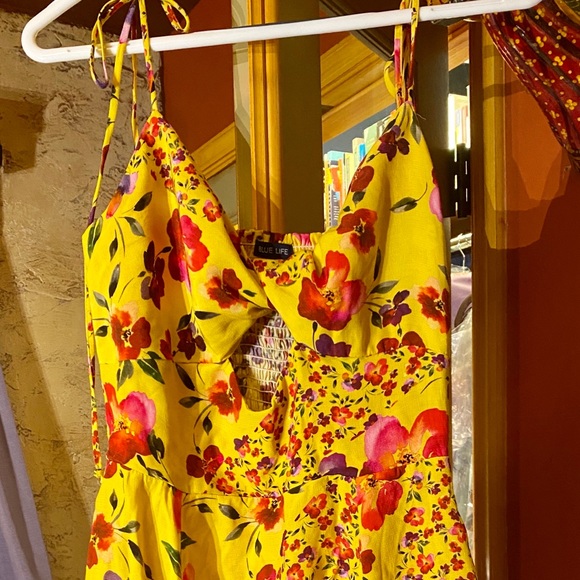 NWOT Blue Life Yellow Floral Mona Dress Medium - Picture 4 of 6